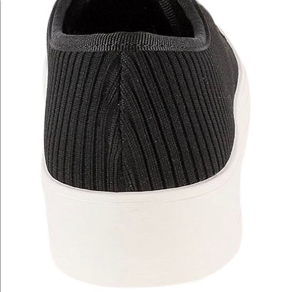 Steve Madden women’s Black Vex knit platform sneakers Sz 7 NEW - Picture 5 of 5
